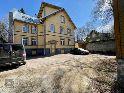Armas korter vaikses renoveeritud hoovimajas.