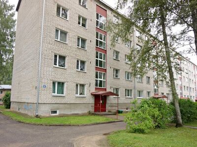 LÄBI MAJA PLANEERING, VAATEGA ROHELUSSE, RÕDU