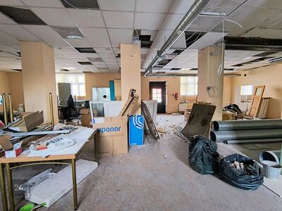 181 m² äripind eraldi sissepääsudega