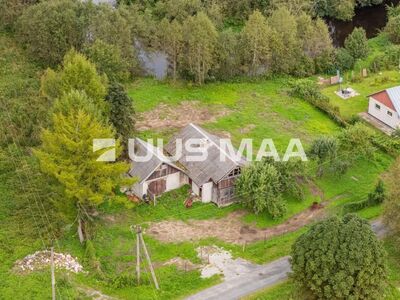 Renoveerimist vajav aiamaja veekogu ääres!