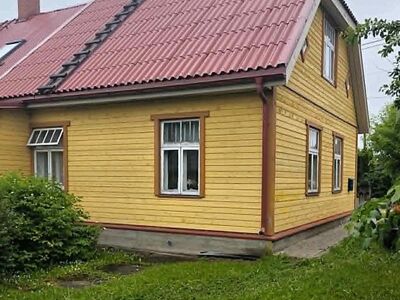 Üürile anda 3-toaline ahiküttega korter!