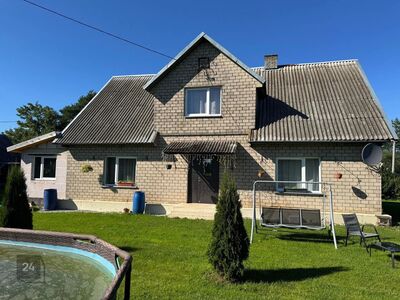 Müüa avar kahekorruseline maja