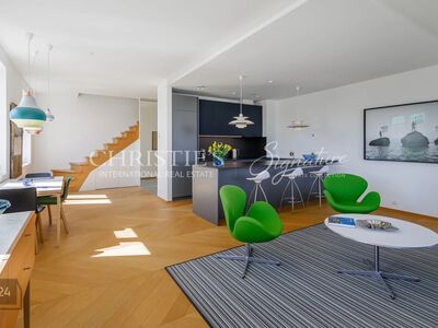 Valgusküllane penthouse Vabaduse väljakul