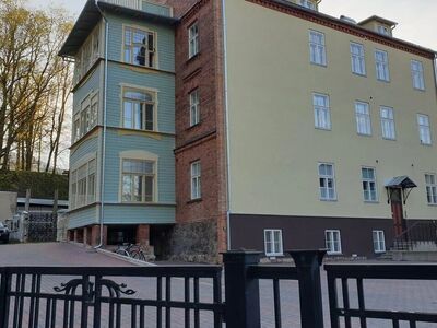 Saun. Parkimiskoht. Linna keskküte.