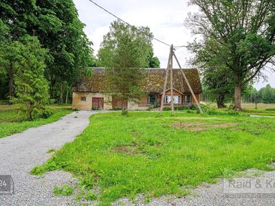 MÜÜA TALUMAJA KOOS 7,54 HEKTARI MAAGA.