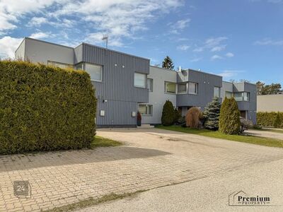 Privaatse ja päikeselise aianurgaga ruumikas kodu!