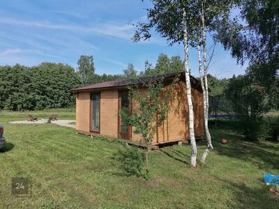 Suur kinnistu väikse suvilaga ootab sind