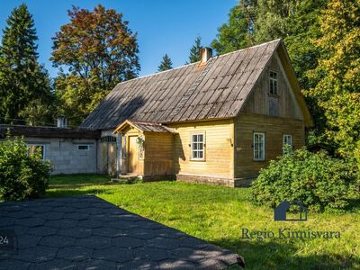 4,8 ha maaga talu Keila linna lähedal.