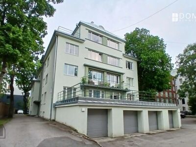 Elegantne rõduga korter renoveeritud 1930ndate kivimajas!
