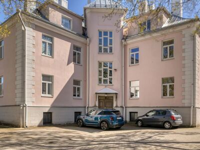 Hubane üürikodu kesklinna rohelises oaasis!