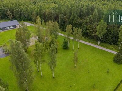 Haljastus, tiik, vesi ja kanalisatsioon!