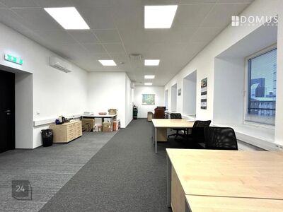 Suurepärane asukoht!

Üürile anda viiendal korrusel paiknev 44,8 m² suurune kontoriruum Tallinna