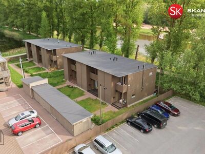 ERALDI SISSEPÄÄS, VAADE EMAJÕELE