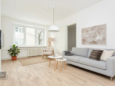 VÄRSKELT RENOVEERITUD KORTER KESKLINNAS!