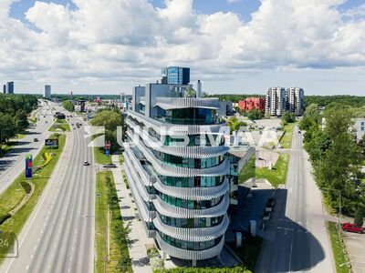 Nurgapind glamuurse vaatega LAEV ärihoone!
