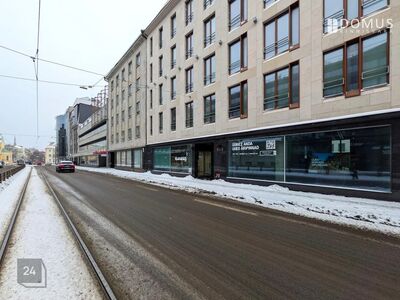 Vitriinakendega äripind südalinnas!