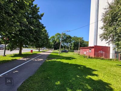 Oksjon: 2 tuba, Narva, Tallinna mnt 32-231
