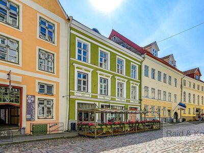 Kaunis ajalooline korter Tallinna vanalinna südames!