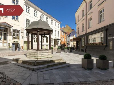 Müüa avar ja esinduslik korter Tallinna Vanalinnas, Raekoja platsi vahetus läheduses

Harukordne 