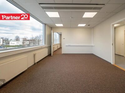 7 EUR/m² UUS HIND! BÜROOPIND SINISES ÄRIMAJAS- TASUTA PARKIMINE!