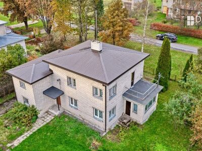 Kaks kinnistut, üks tervik – ruumi ideedele, kodule ja hobidele!