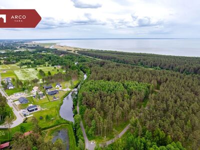 Männimetsaga elamukrunt Audru jõe ääres, Pärnu külje all