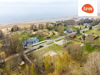 Kinnistu mere ja romantilise rannatee ääres