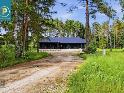 UUS MAJA 3,29 HA PRIVAATSEL KINNISTUL-LOO OMA UNISTUSTE KODU!