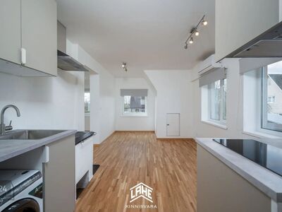 Renoveeritud valgusküllane korter oma hoovialaga!