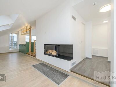 Unikaalne loft Paldiskis – valgusküllane ja hubane kodu kaminaga