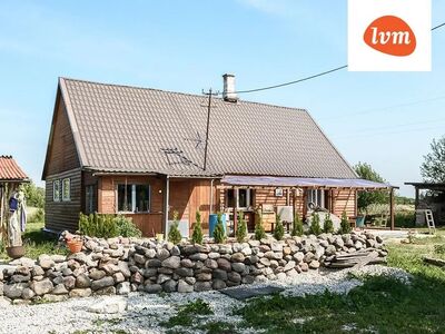 Maja  Orissaare lähedal ootab uut omanikku!