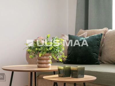 Mööbleeritud, lisaks garderoob ja parkimine.