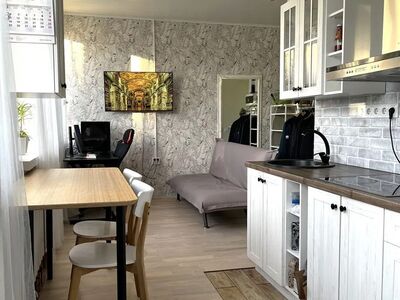 Valgusküllane 2-toaline rohelises Oru külas