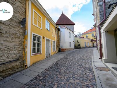 575,1 m2, 5 korrust, 2 elu-ja 5 mitteeluruumi