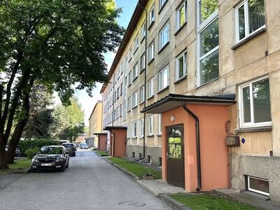 Üürile anda hubane 2-toaline korter Ropka linnaosas!



Korter asub 4-korrulise kortermaja kolmand