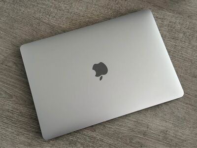 MacBook Pro 13.3" 1,4GHz 8/256GB SWE (2020)