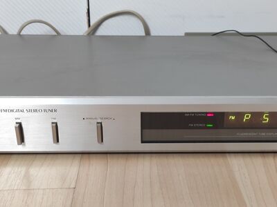 DUX ST 2222 stereo digi tuuner