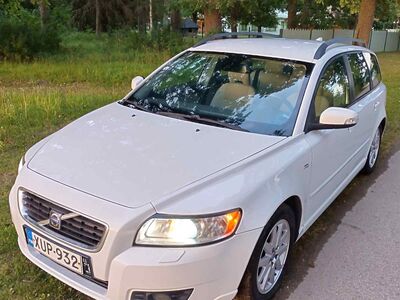 VOLVO V50 1.6D Momentum Facelift