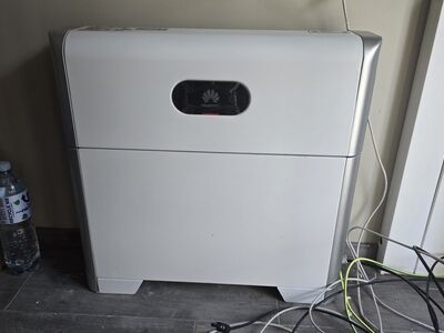 Hübriid päikeseinverter Huawei SUN2000-10, aku 5kW