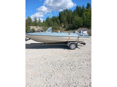 Mootorpaat Glastron/ Honda 50hp 4T/ Haagis/ Lisad