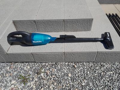 Makita akutolmuimeja