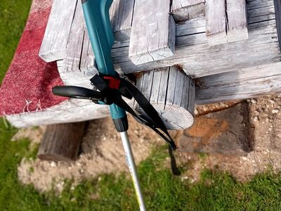 Makita trimmer