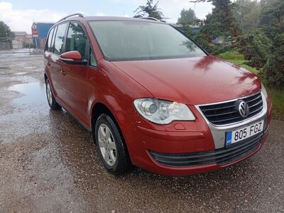 Vw Touran 2,0td 2010a REG tasutud