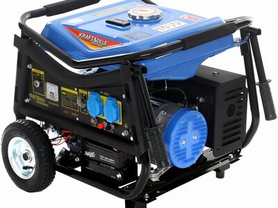 Generaator 3000W 12/230V KD144