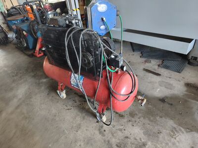 FIAC AB 7.5 KW kolbkompressor