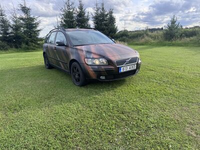 Volvo V50 1,8 mensiin manuaal.reg tasu makstud