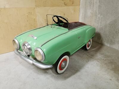 Moskvich Studebaker vana plekist pedaalauto