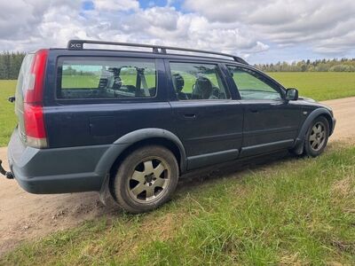 Volvo XC70 147 kW bensiin varuosadeks