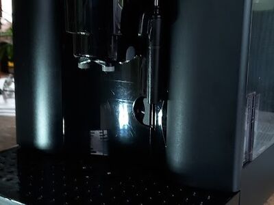 Kohvimasin DELONGHI