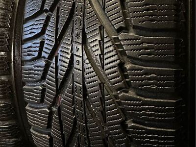 Nokian Hakkapeliitta R2 235/60 R18
